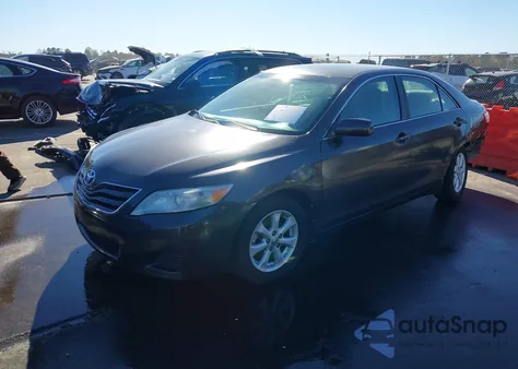 2011 Toyota Camry Le from USA, damaged, VIN 4T1BF3EK2BU145681